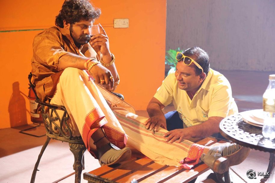 Attarillu-Movie-Stills